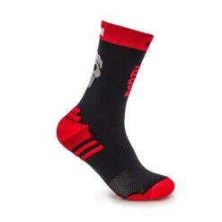 CALCETINES DE RUNNING #PARTYRUN Unisex - KAMUABU Color NEGRO/ROJO De 23CM -Ropa Deportiva Tienda calcetines de running partyrun unisex kamuabu color negrorojo de 23cm 1