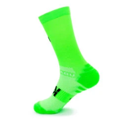 CALCETINES RUNNING BASIC COLOR VERDE -Ropa Deportiva Tienda calcetines running basic color verde 2