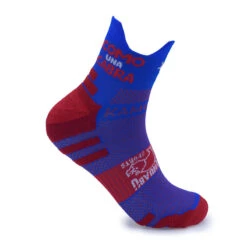 CALCETINES RUNNING TOBILLEROS #COMOUNACABRA Unisex KAMUABU Azul/rojo -Ropa Deportiva Tienda calcetines running tobilleros comounacabra unisex kamuabu azulrojo 3