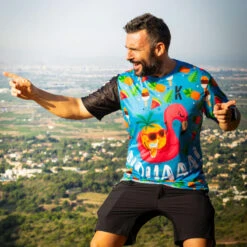 CAMISETA DE RUNNING #PINEAPPLE Para HOMBRE - KAMUABU Color AZUL 90grs -Ropa Deportiva Tienda camiseta de running pineapple para hombre kamuabu color azul 90grs 3