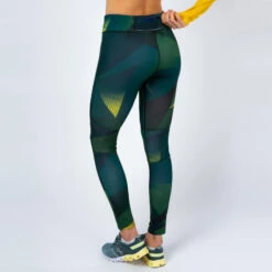 Leggings Running Largos De Poliéster Reciclado Para Mujer TRR Geo Verde 8 Leggings Running Largos De Poliéster Reciclado Para Mujer TRR Geo Verde -Ropa Deportiva Tienda leggings running largos de poliester reciclado para mujer trr geo verde 3