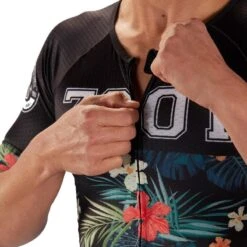 Maillot Triatlon Manga Corta Hombre ZOOT AERO 83 Negro Estampado -Ropa Deportiva Tienda maillot triatlon manga corta hombre zoot aero 83 negro estampado 4