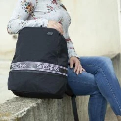 Mochila Jogging Portaordenador SKECHERS Glam 19.14L Litros Color Negro -Ropa Deportiva Tienda mochila jogging portaordenador skechers glam 1914l litros color negro 4