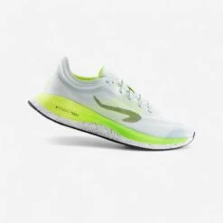 ZAPATILLAS RUNNING HOMBRE - KIPRUN KD500 2 GRIS AMARILLO